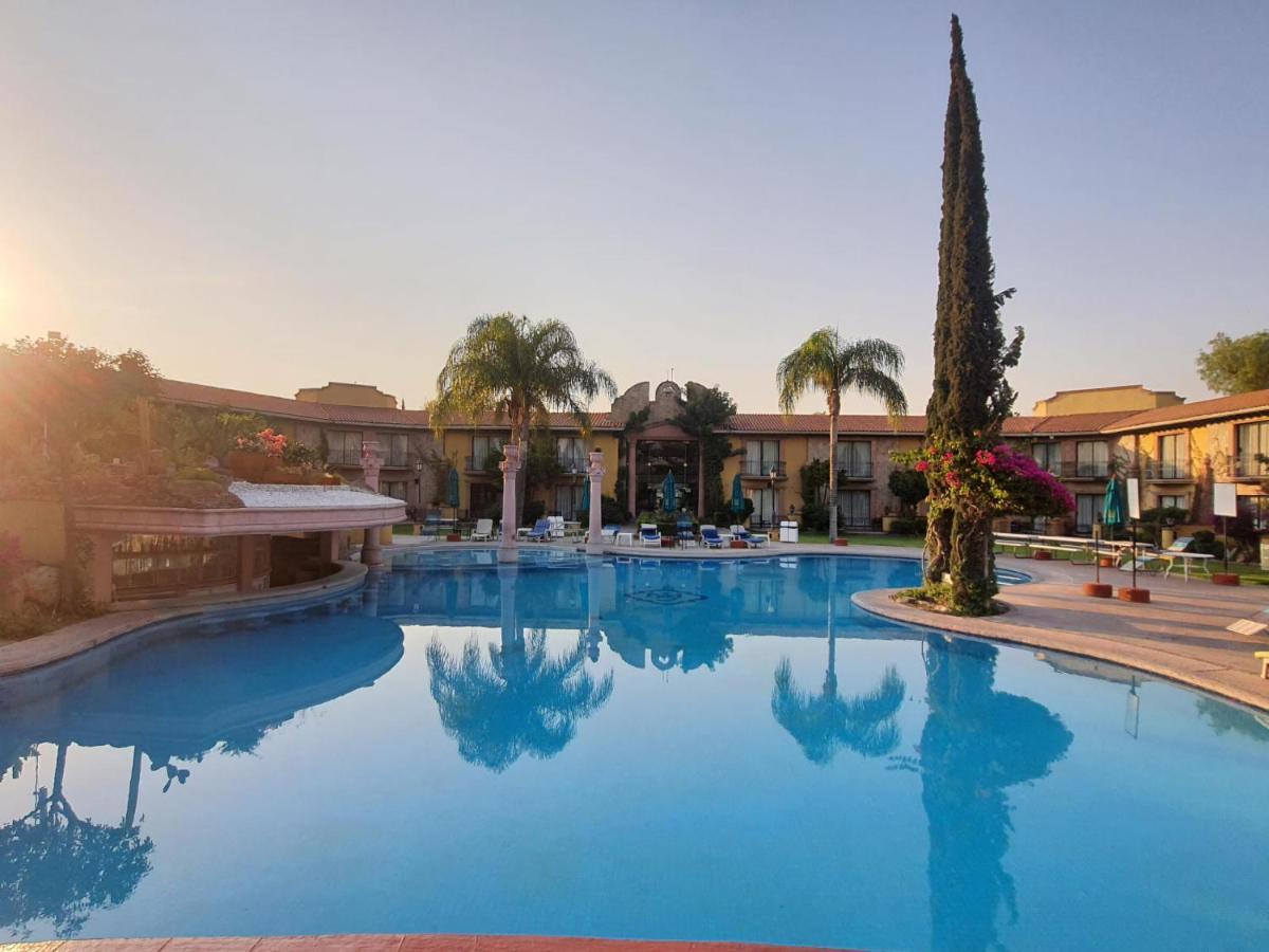 Gran Hotel Hacienda De La Noria Aguascalientes Exterior photo The pool at the hotel