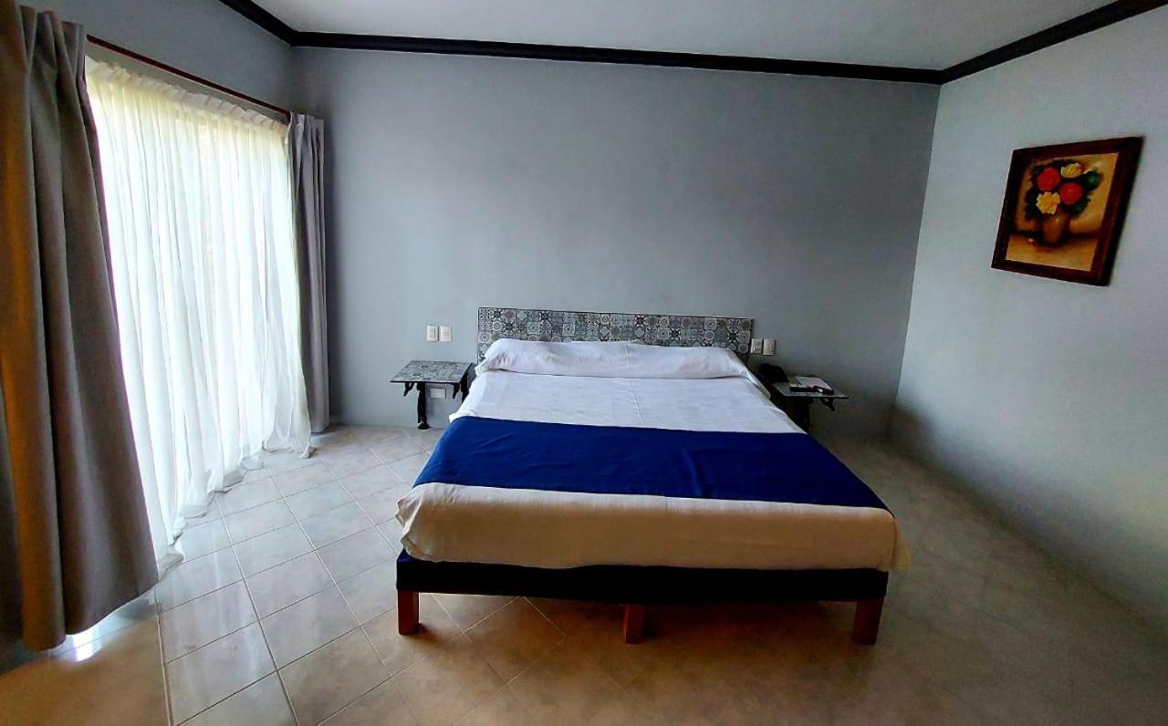 Gran Hotel Hacienda De La Noria Aguascalientes Exterior photo A bedroom at the hotel