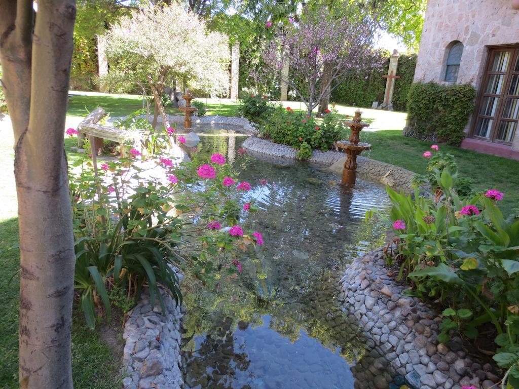 Gran Hotel Hacienda De La Noria Aguascalientes Exterior photo The gardens at the center